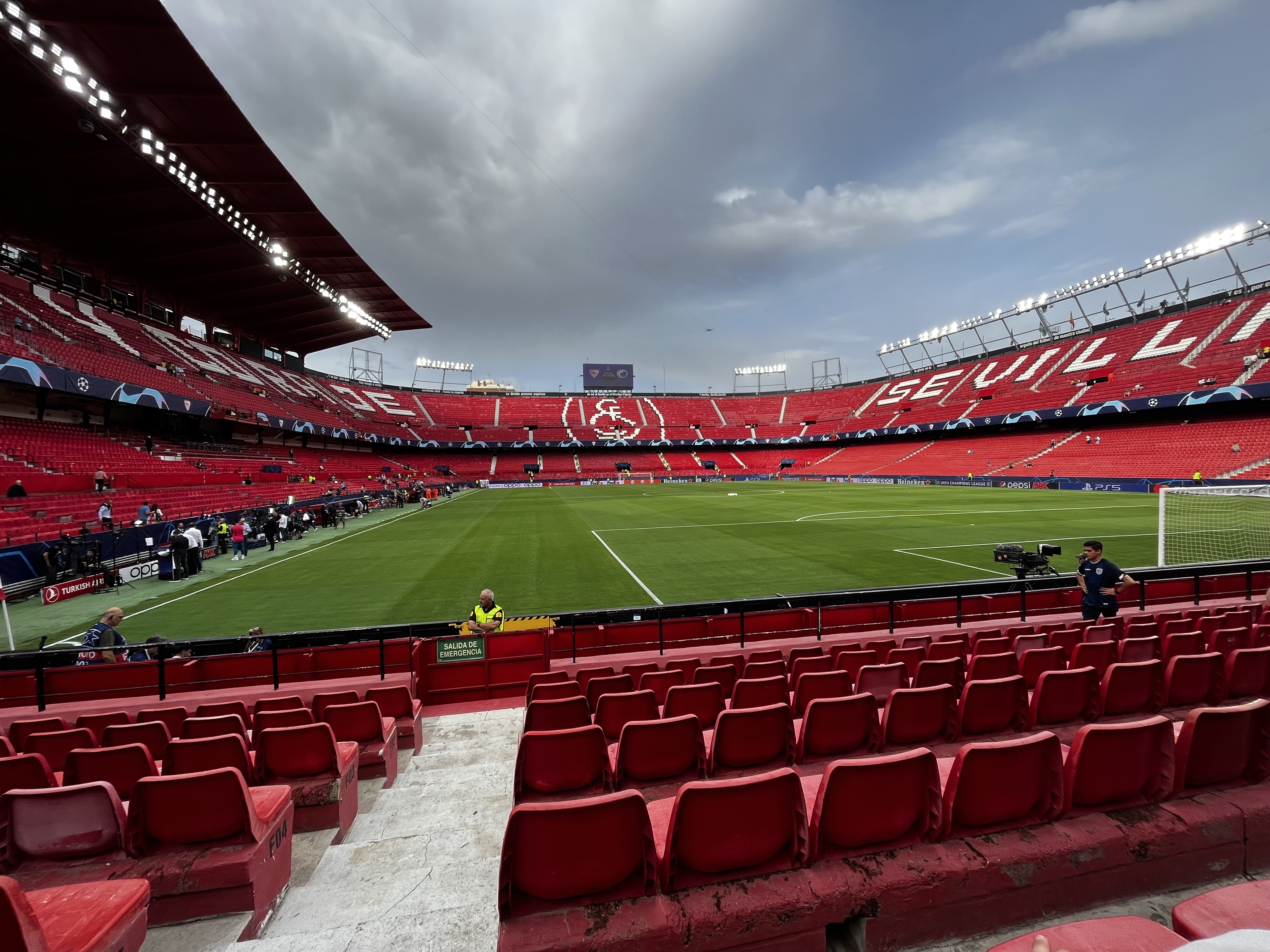 Sevilla - Giorgi Kochorashvili