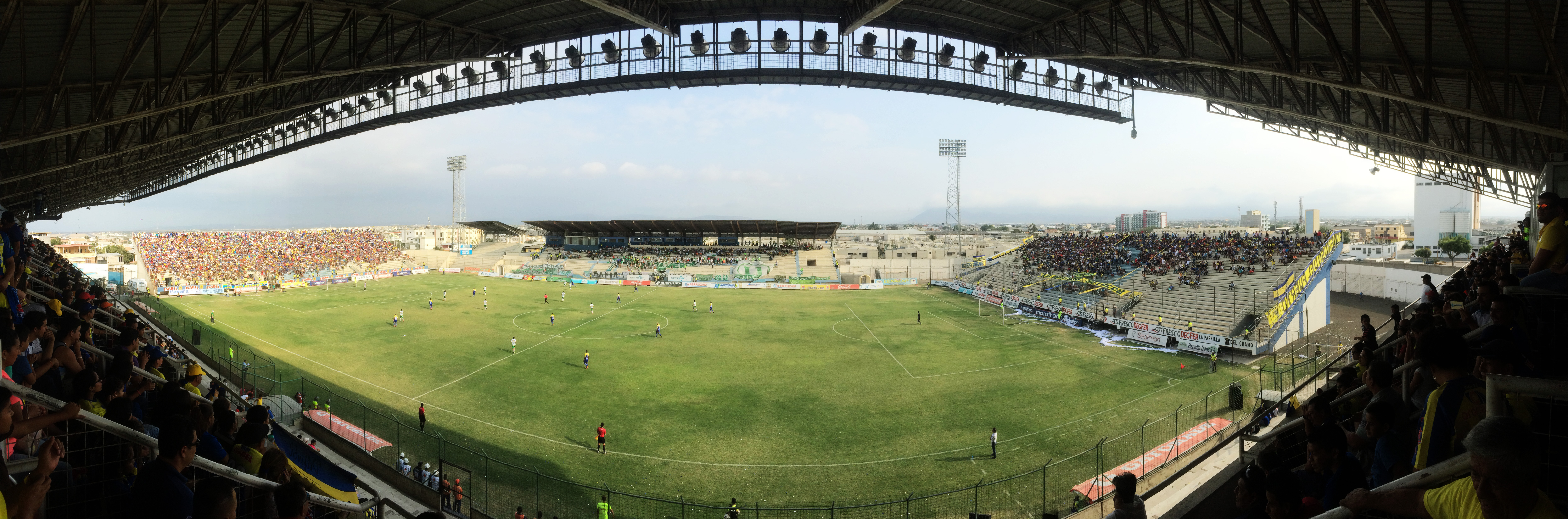 Delfin SC - Lucas Dante Cornejo